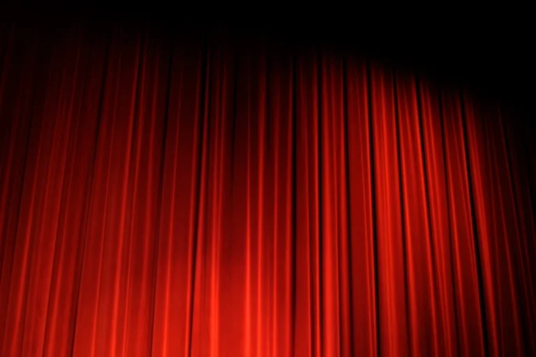 A red theatre stage curtain